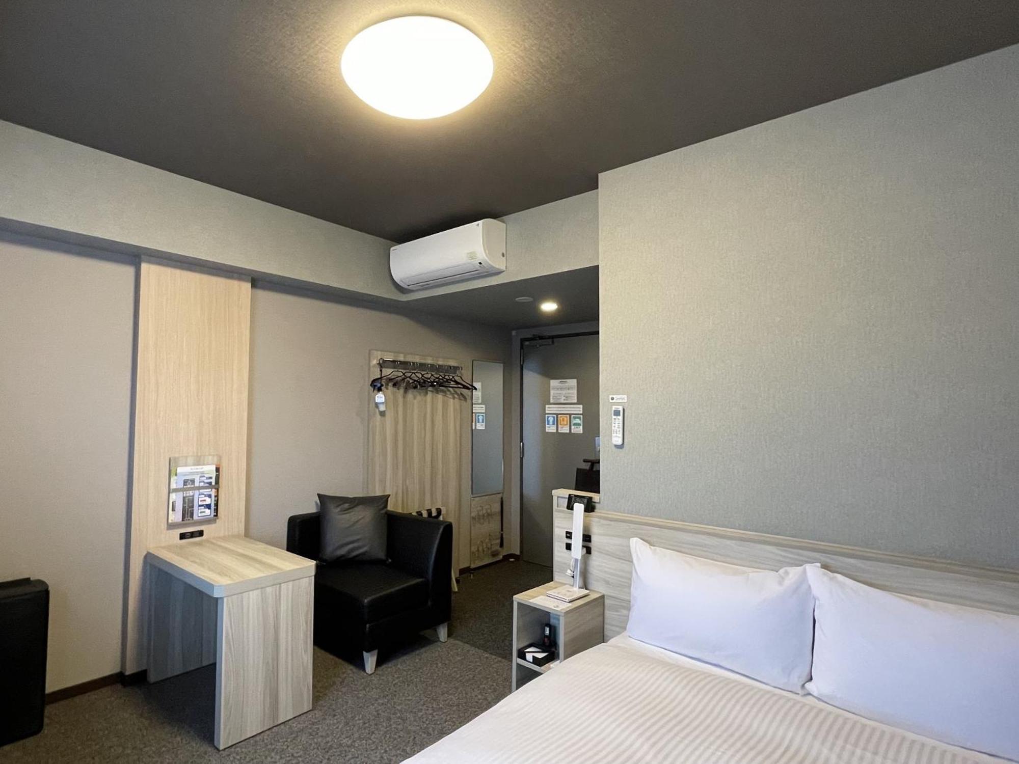 Hotel Route Inn Ohi Takahama Такахама Екстер'єр фото