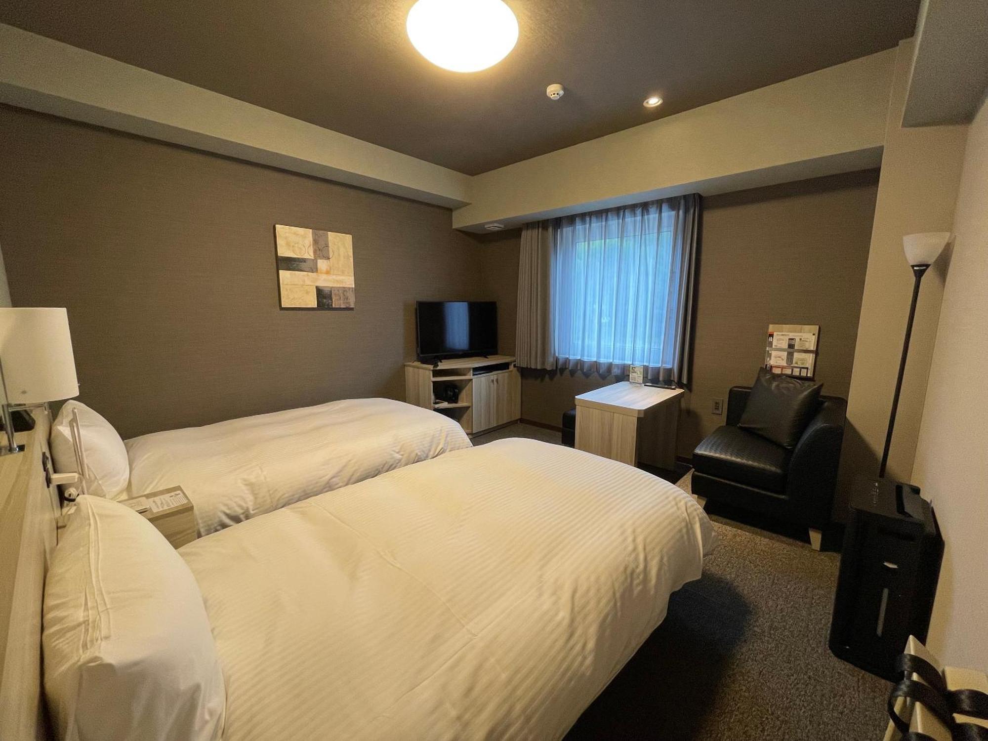 Hotel Route Inn Ohi Takahama Такахама Екстер'єр фото